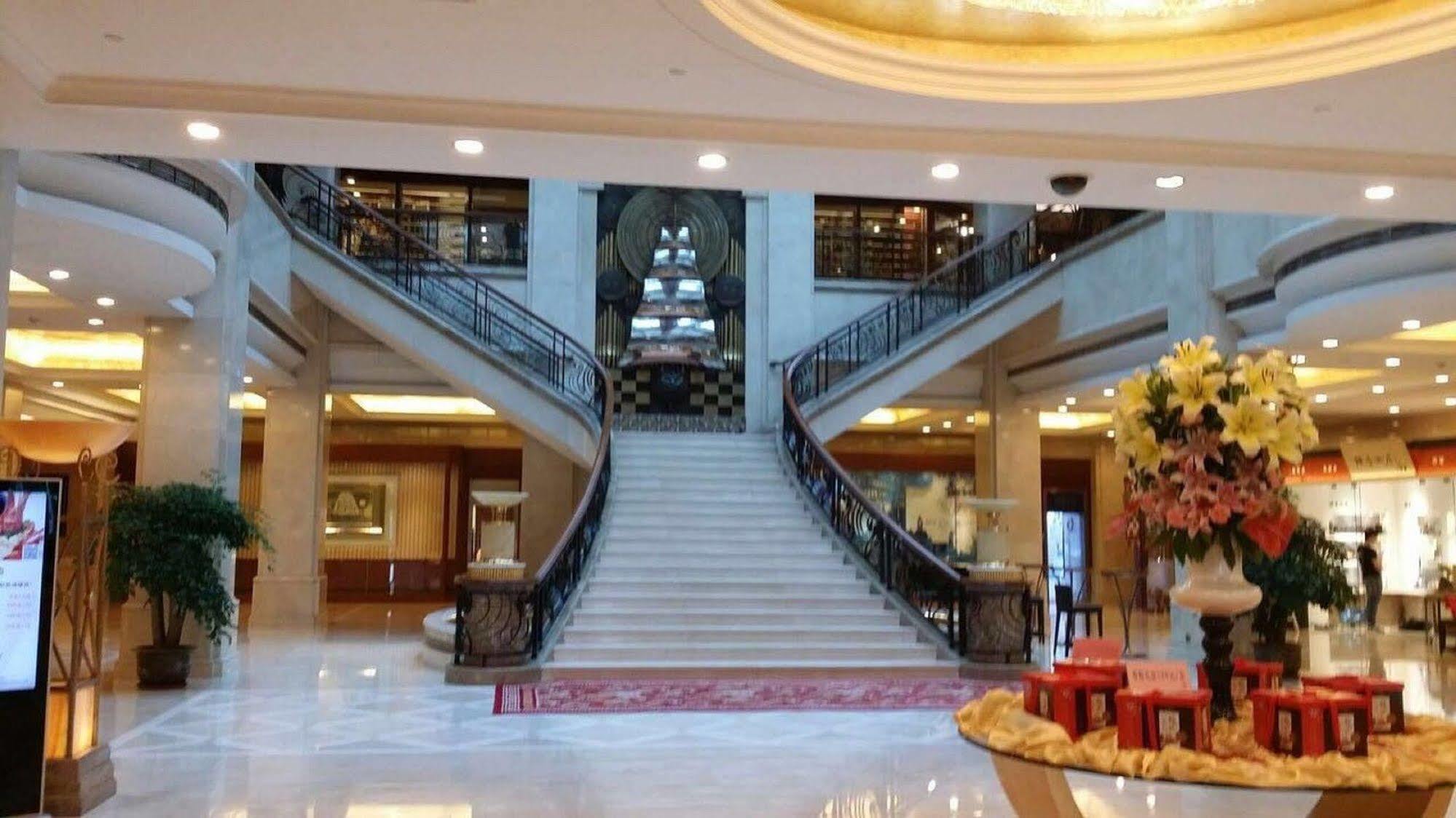 Inn Fine Hotel Dalian Exterior foto